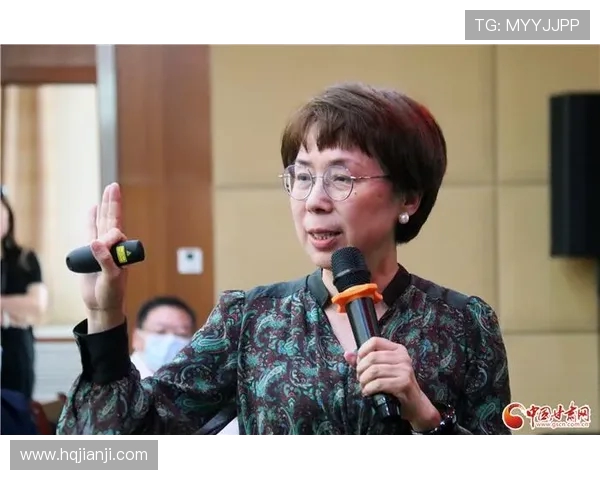 深圳羽毛球队心理素质引发热议球员表现与心理调适的深层探讨 深圳羽毛球队心理素质引发热议球员表现与心理调适的深层探讨